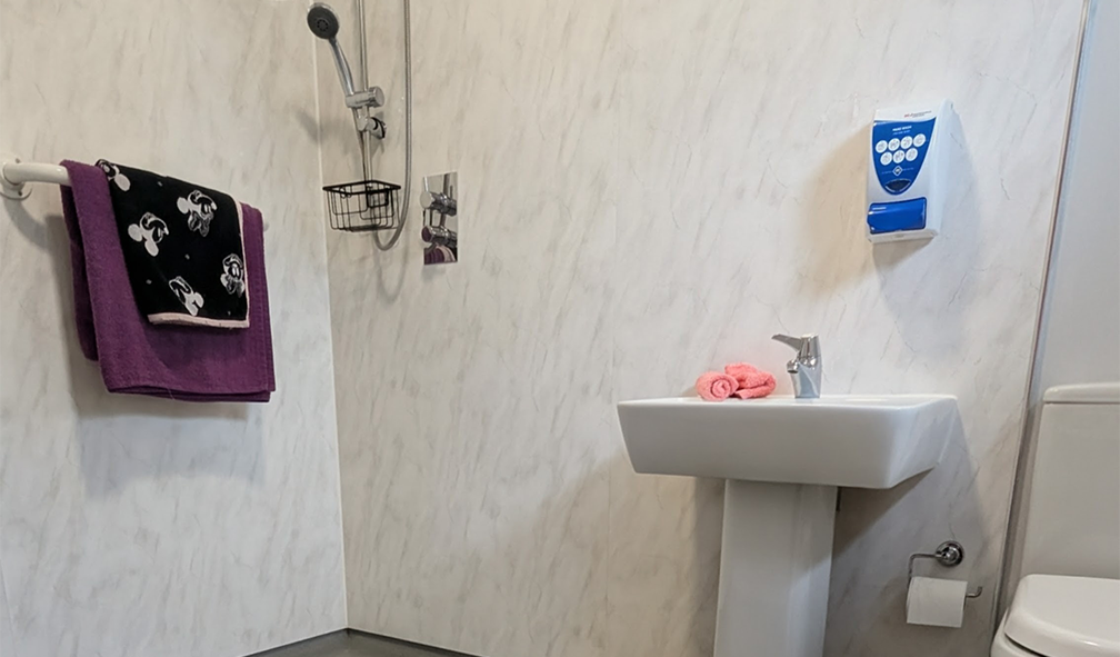 The Pines-bathroom